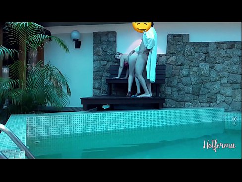 ❤️ O xefe invita a criada á piscina, pero non puido resistirse a un quente ☑ Vídeo de puta na pornografía gl.camporner.top ﹏